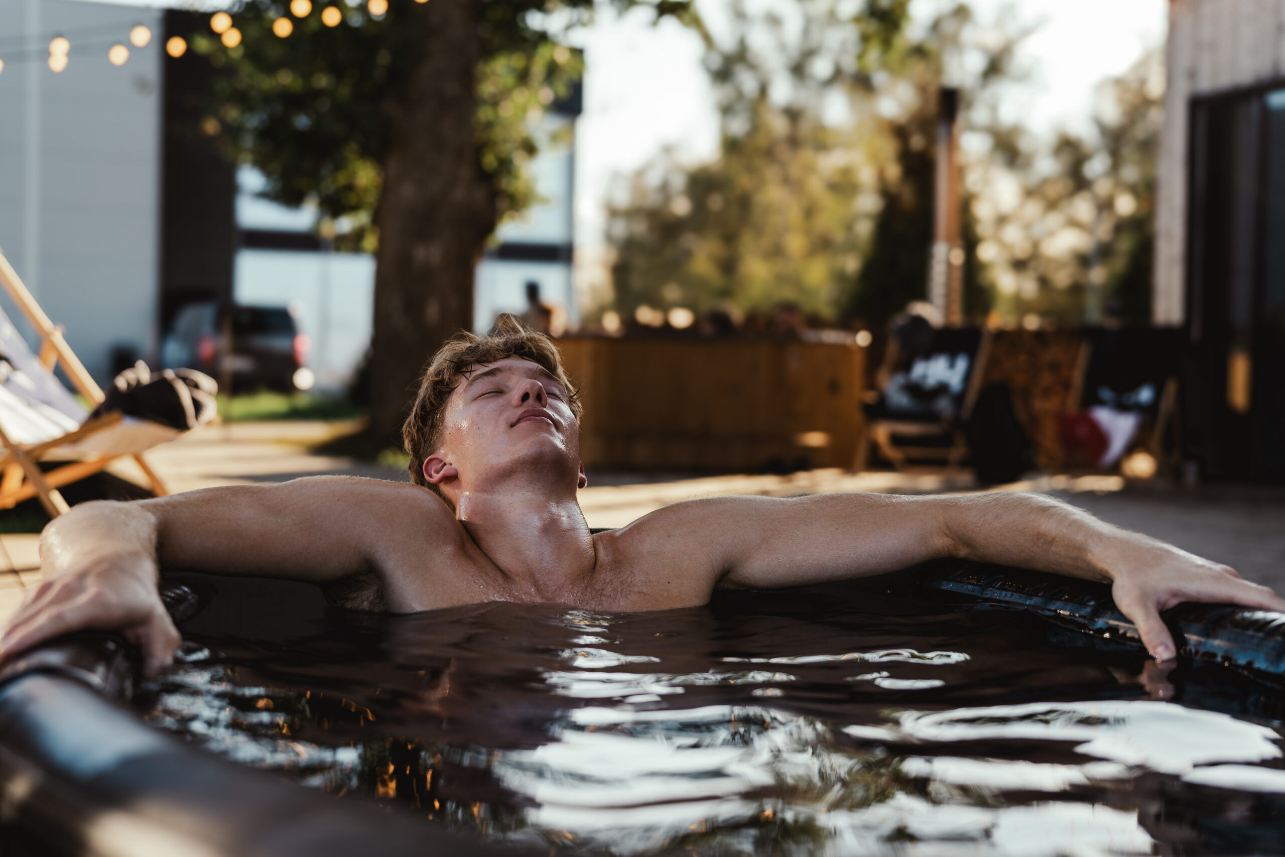 What happens in a cold plunge